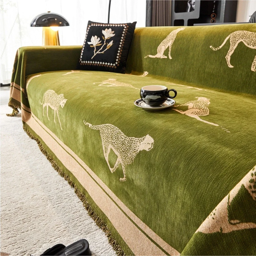 NWOT Elegant Green and Tan Sofa Throw with Cheetah Design